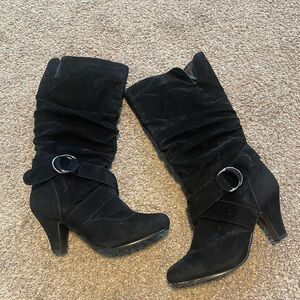 Charles Albert velour high heel boots